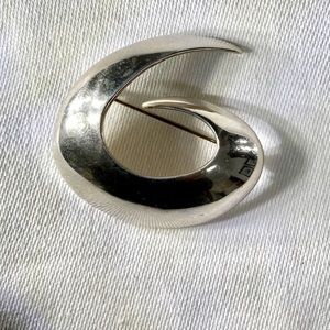 Silver Tone Vintage Swirl Contemporary Pin